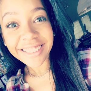 Meet your Posher, Lauryn